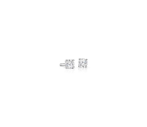 Diamond Stud Earrings in 14k White Gold (1/5 ct. tw.)