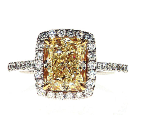 3.72 CT VVS1 Radiant Cut Natural Fancy Yellow Color Diamond Ring